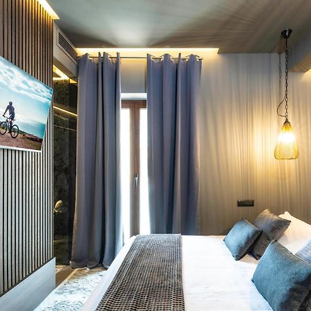 Bed and Breakfast Boutique Marconi Куарту-Сант'Елена Екстер'єр фото